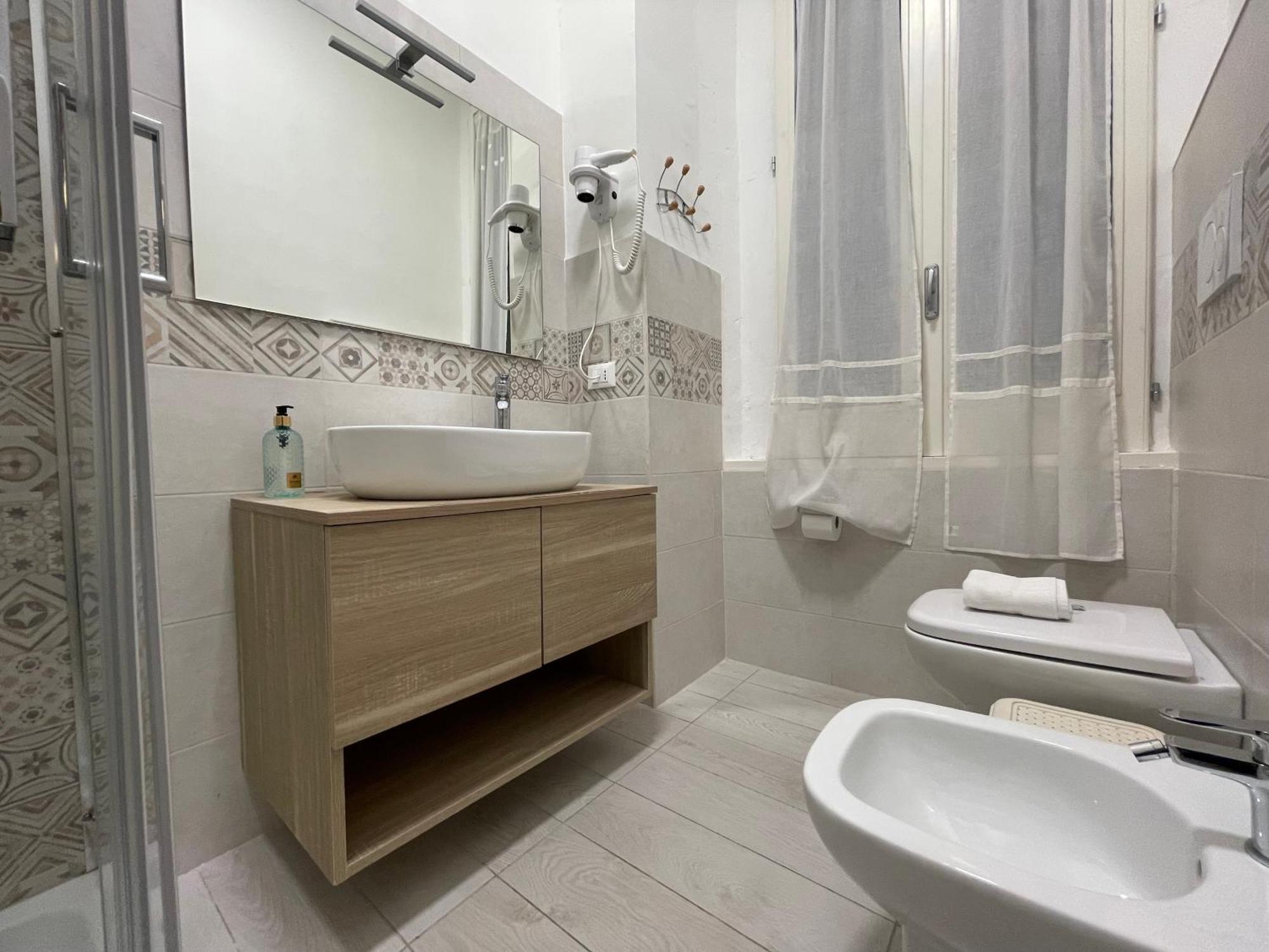 Bed and Breakfast Le Stanze Di Max Termoli Exterior foto