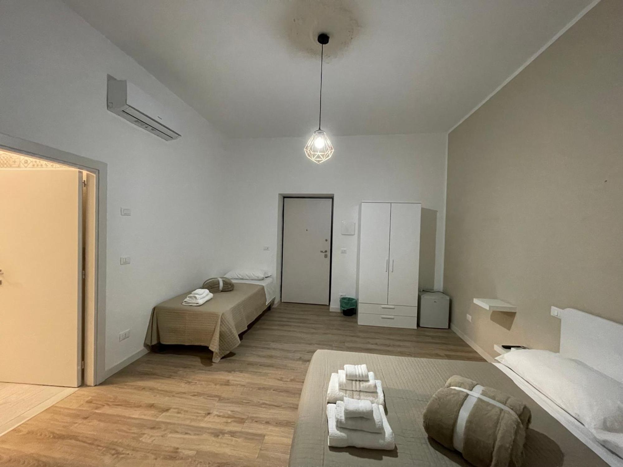 Bed and Breakfast Le Stanze Di Max Termoli Exterior foto
