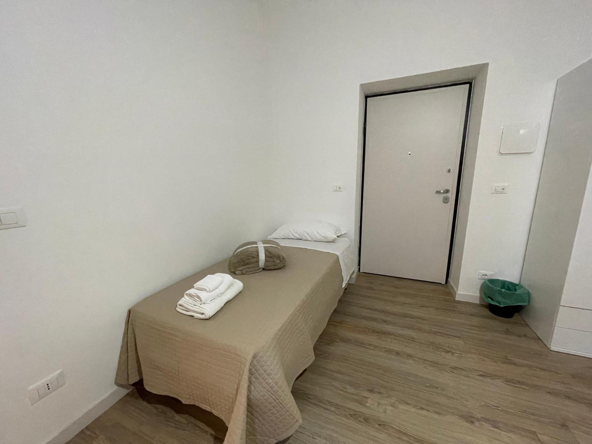 Bed and Breakfast Le Stanze Di Max Termoli Exterior foto